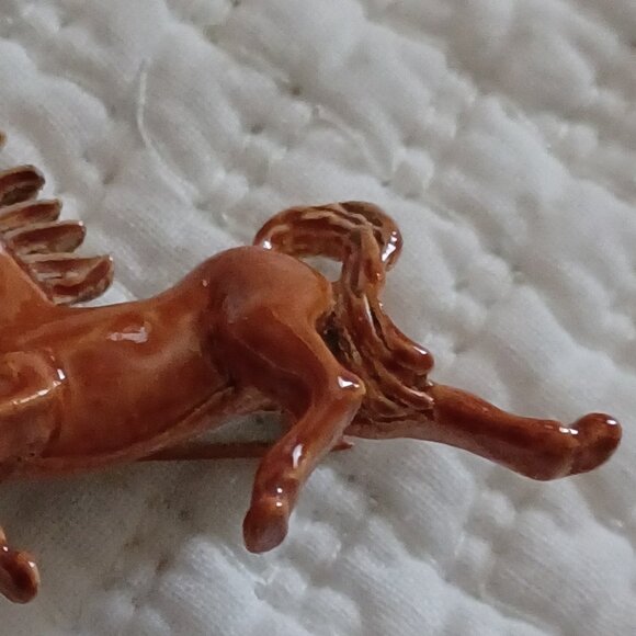 3 Horse Pins - Picture 2 of 7